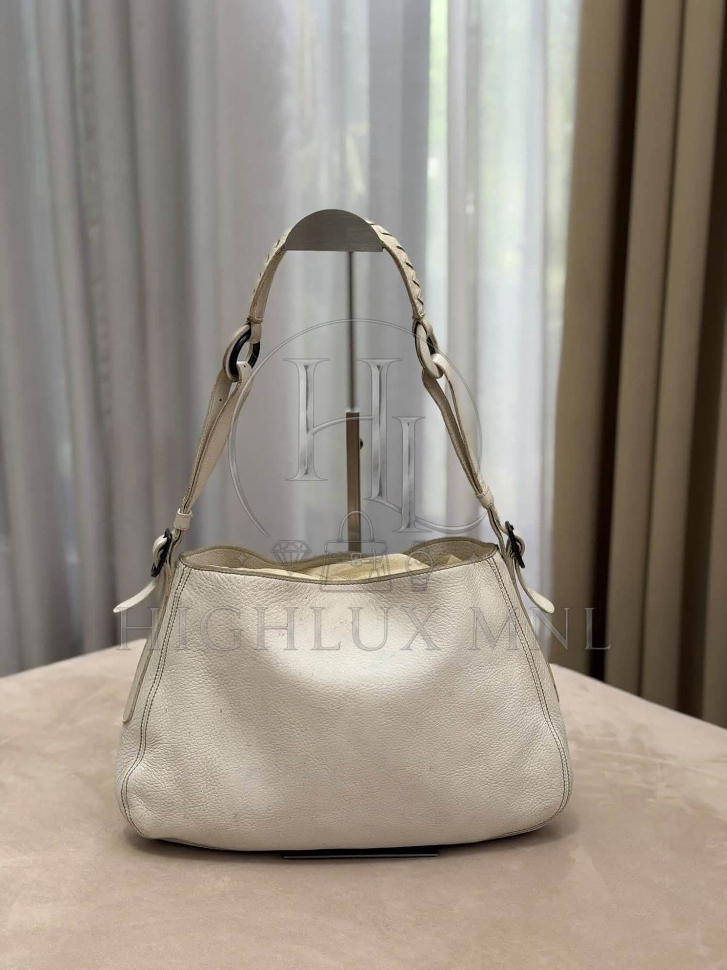 Bottega Veneta White Leather Hobo Bag — photo 2