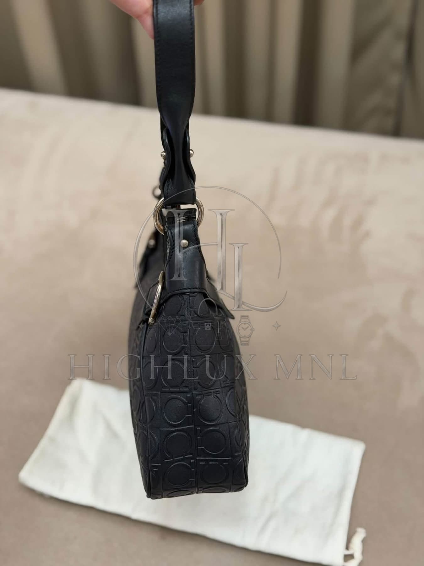 Ferragamo Gancini Shoulder Bag — photo 4