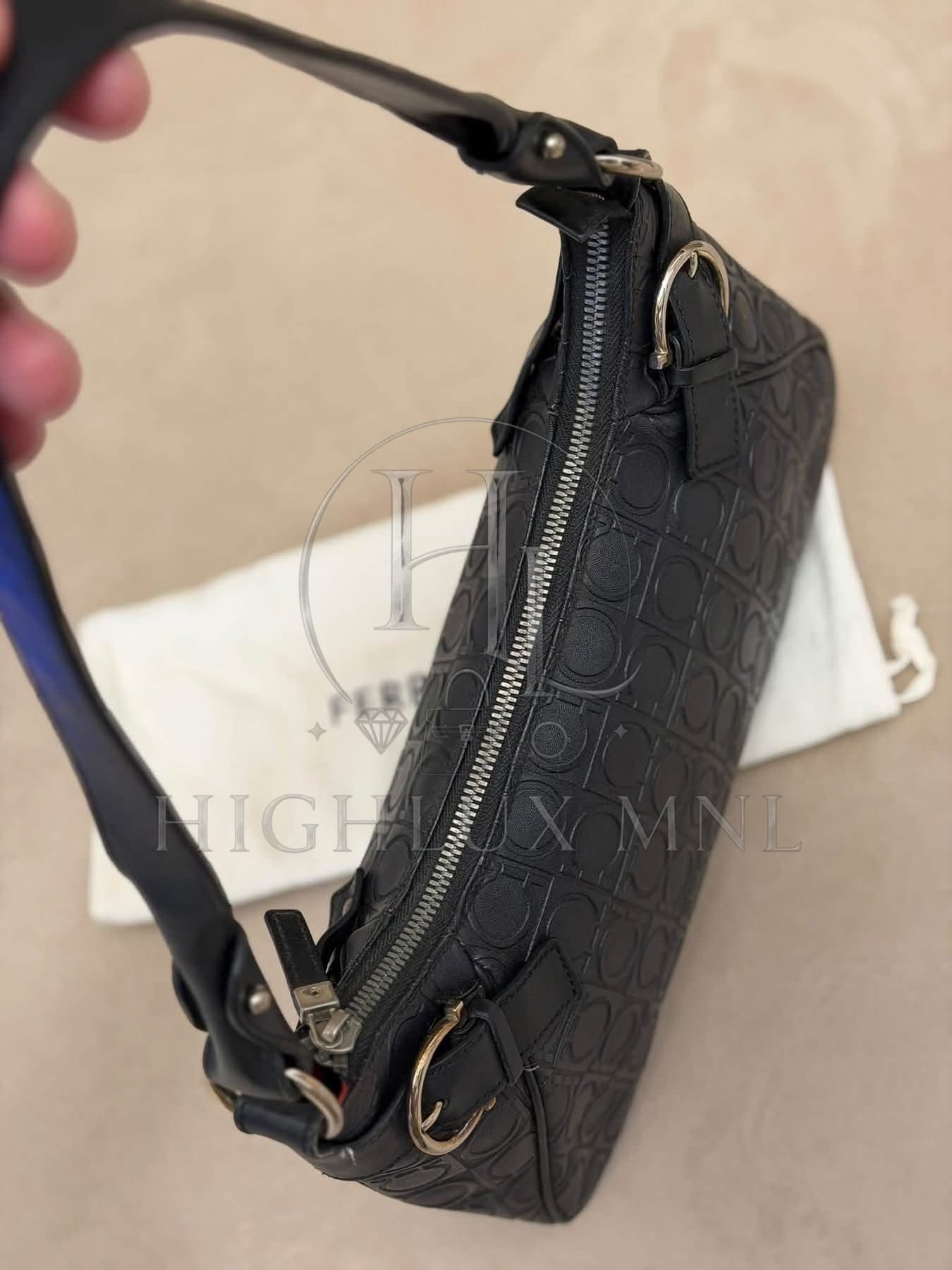 Ferragamo Gancini Shoulder Bag — photo 10