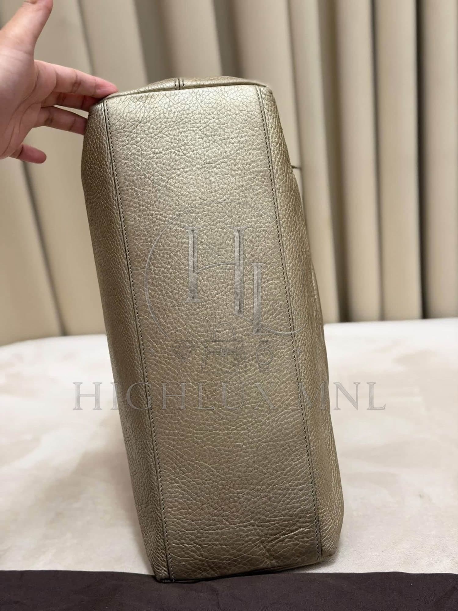 Gucci Soho Medium Metallic Chain Tote Bag — photo 5