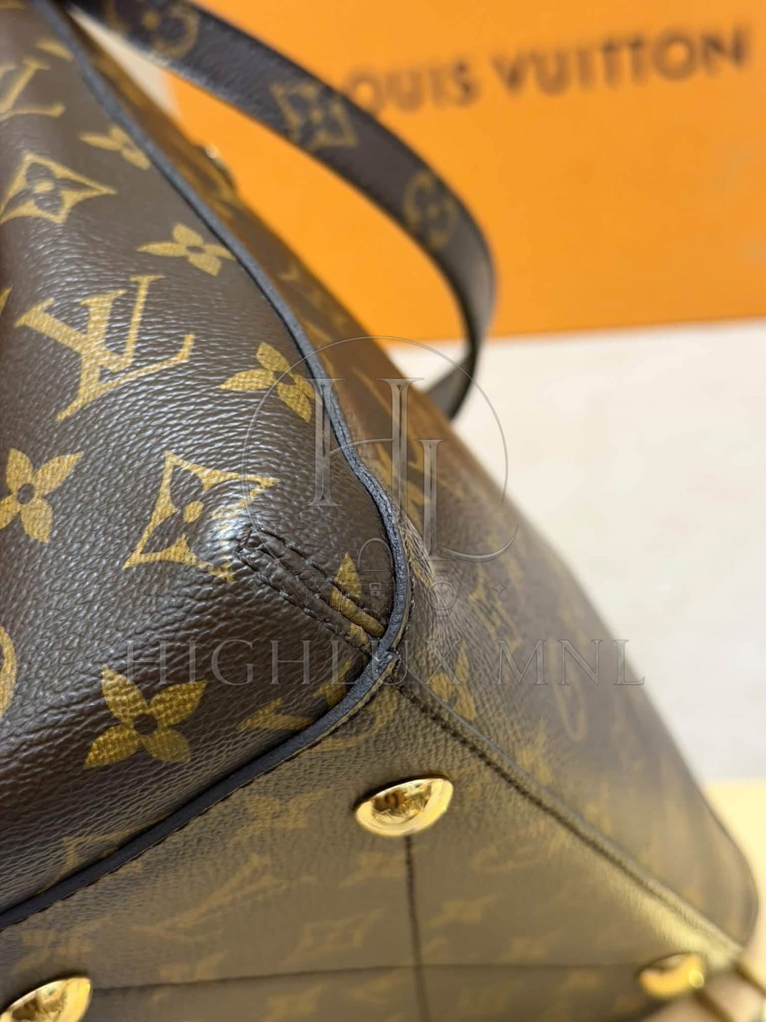 Louis Vuitton Montaigne BB size — photo 9