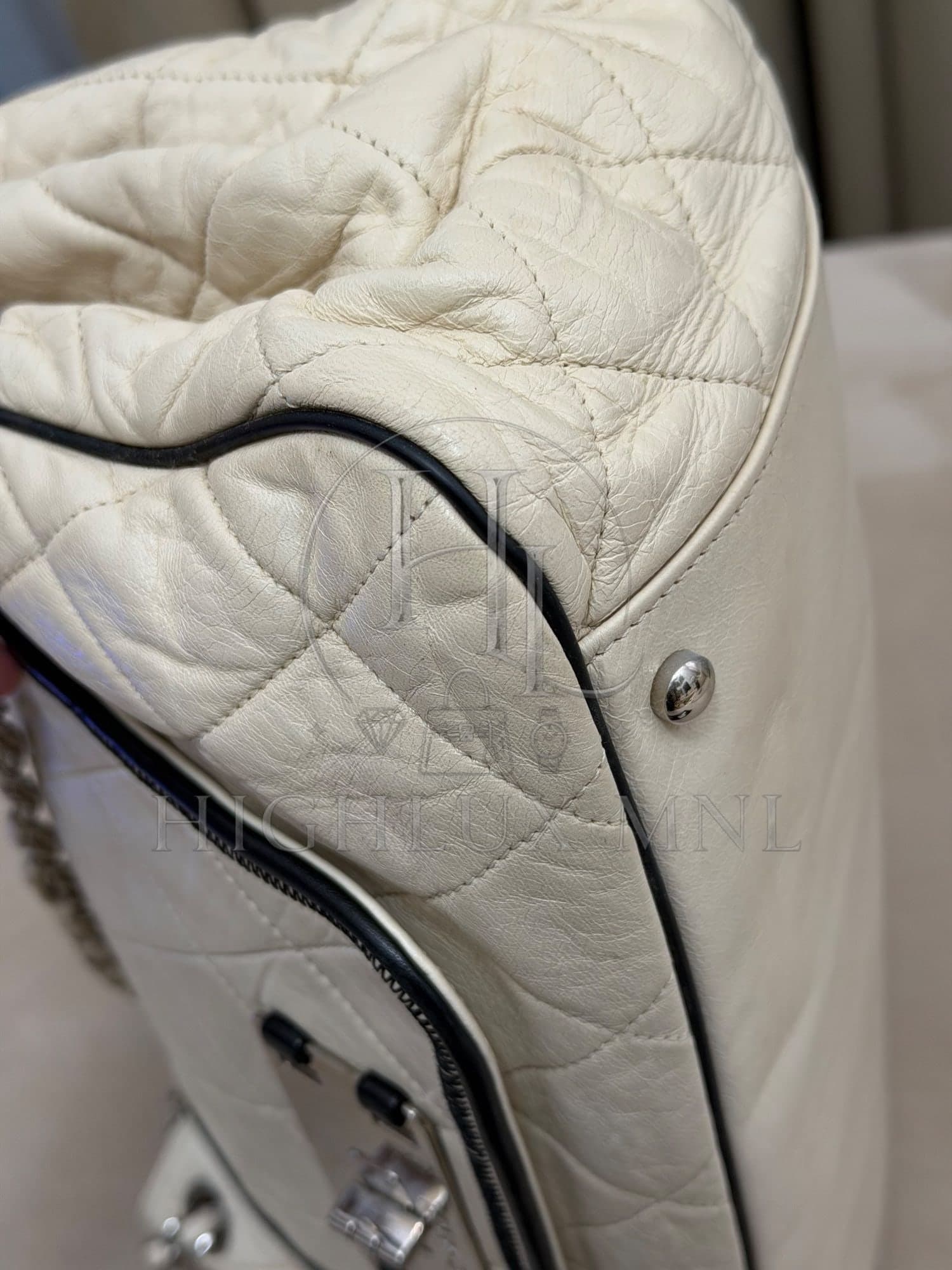 Chanel Reissue 2.55 Eastwest Flap — photo 9